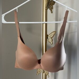 Seamless Tan Bra